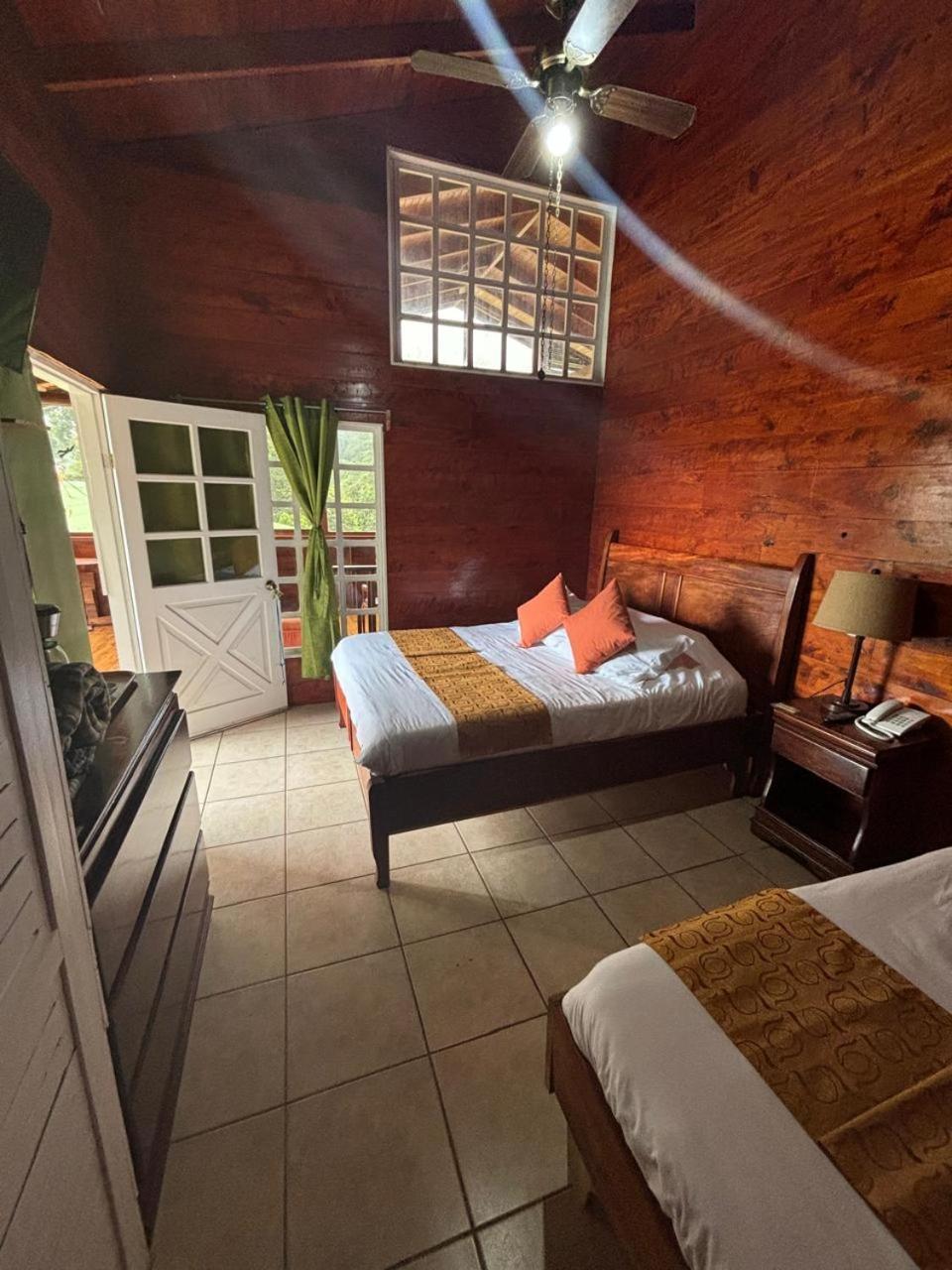מונטה ורדה Hotel Bosque Verde Lodge מראה חיצוני תמונה